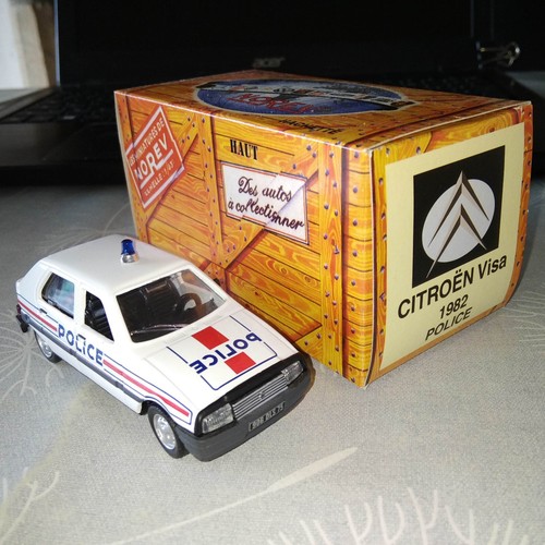 Voiture miniature - miniature, –