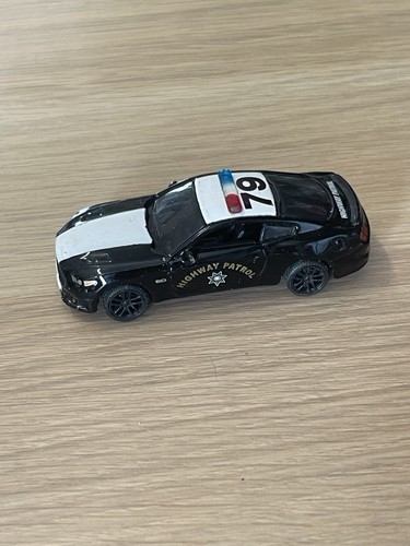 Bburago 2015 ford mustang - bburago,