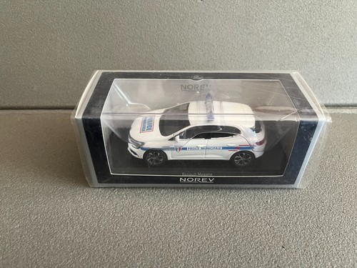 Voiture miniature renault - miniature,
